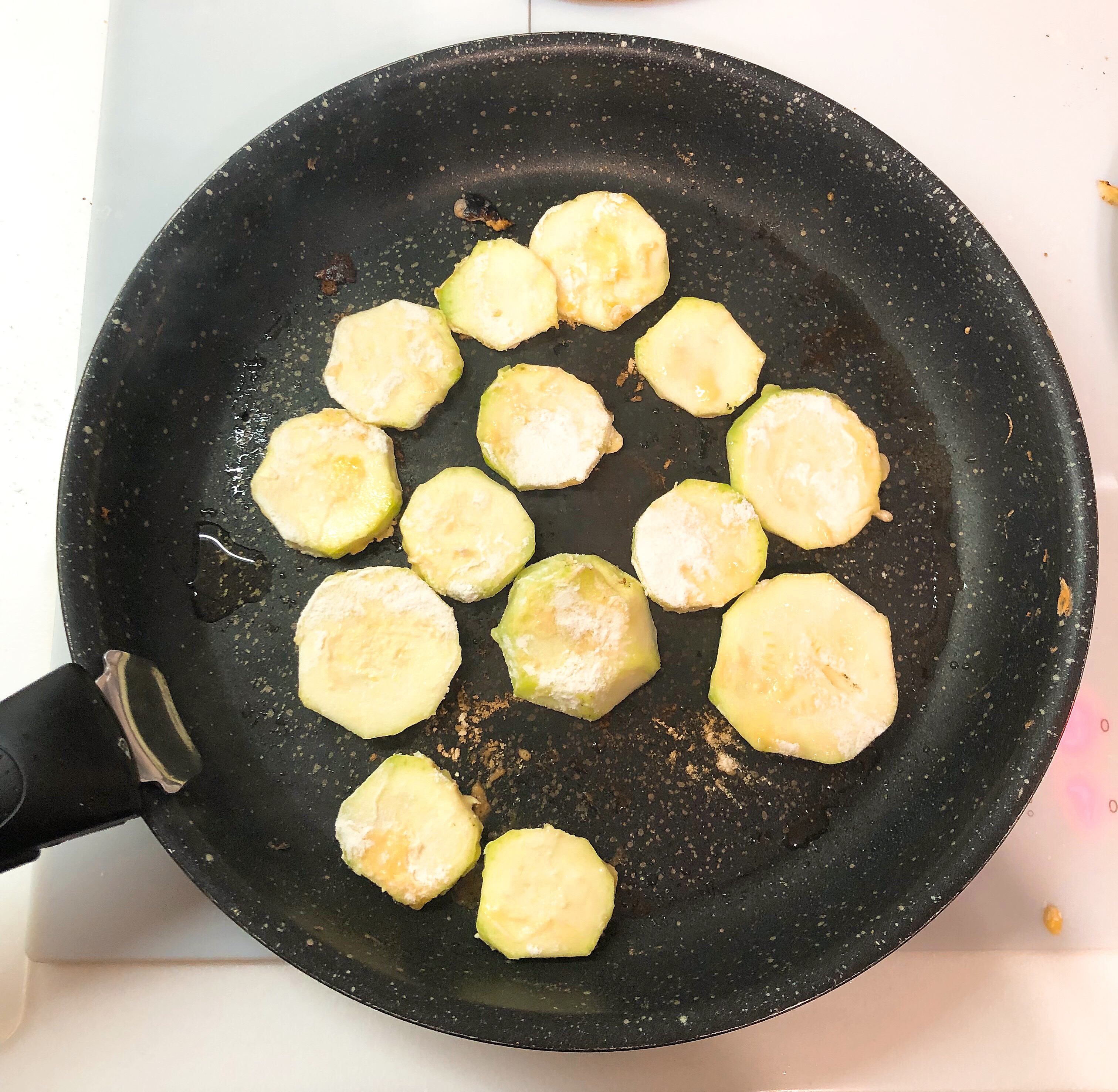 Fry zucchini circles