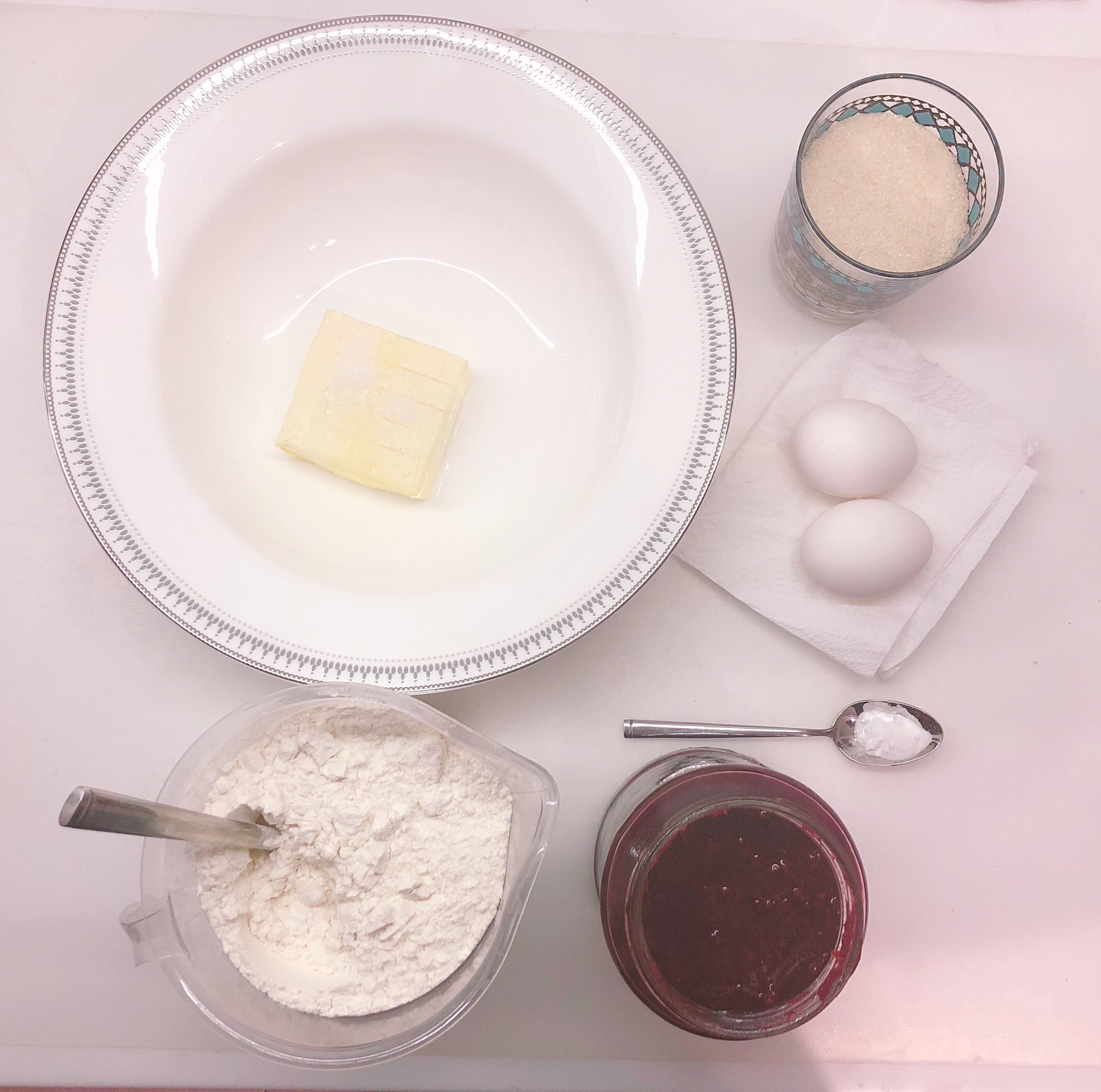 Ingredients for cookie pie with jam