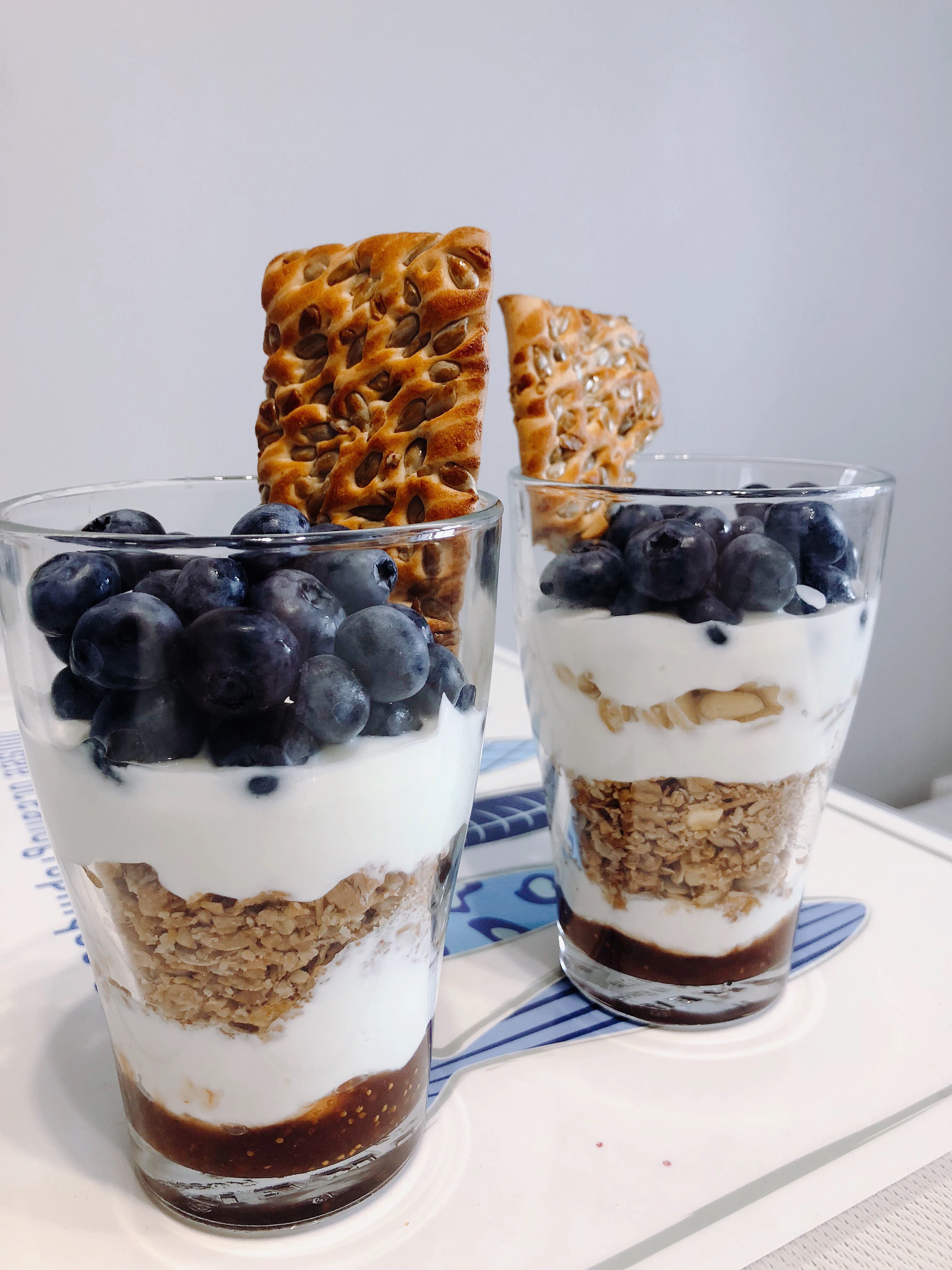Granola Yogurt For Breakfast